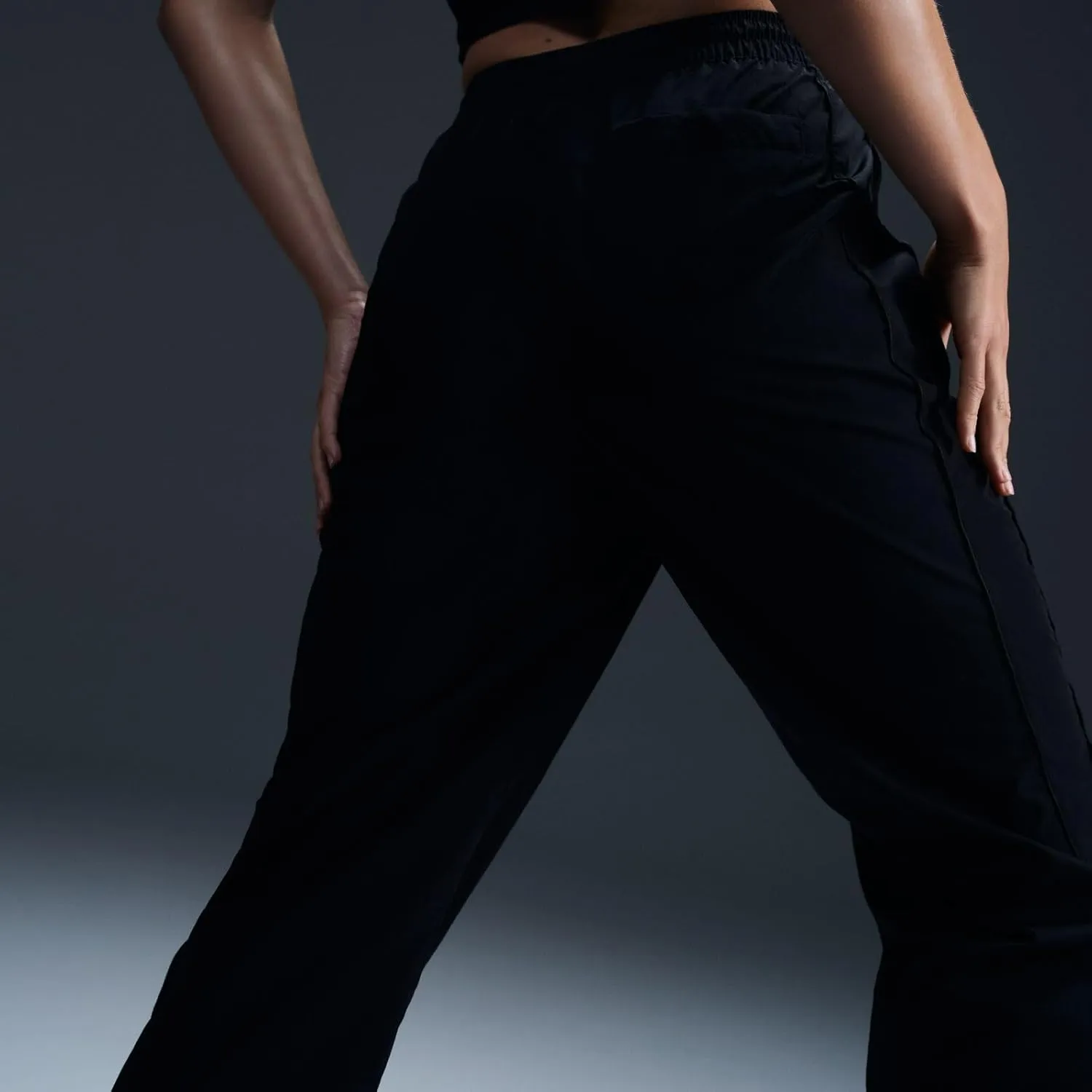 Nike Women's Windrunner High-Waisted Woven Open-Hem Pants